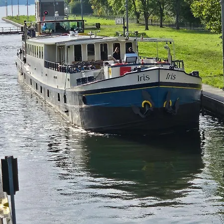Hotelboat Iris Groningen-2